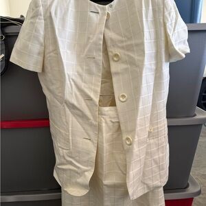 Elegant Cream Short Sleeve Suit Set mp64